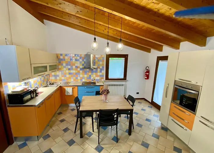 Enjoy House